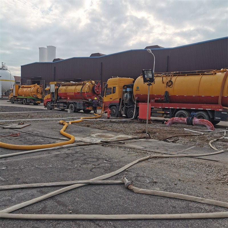 门源污水池清理